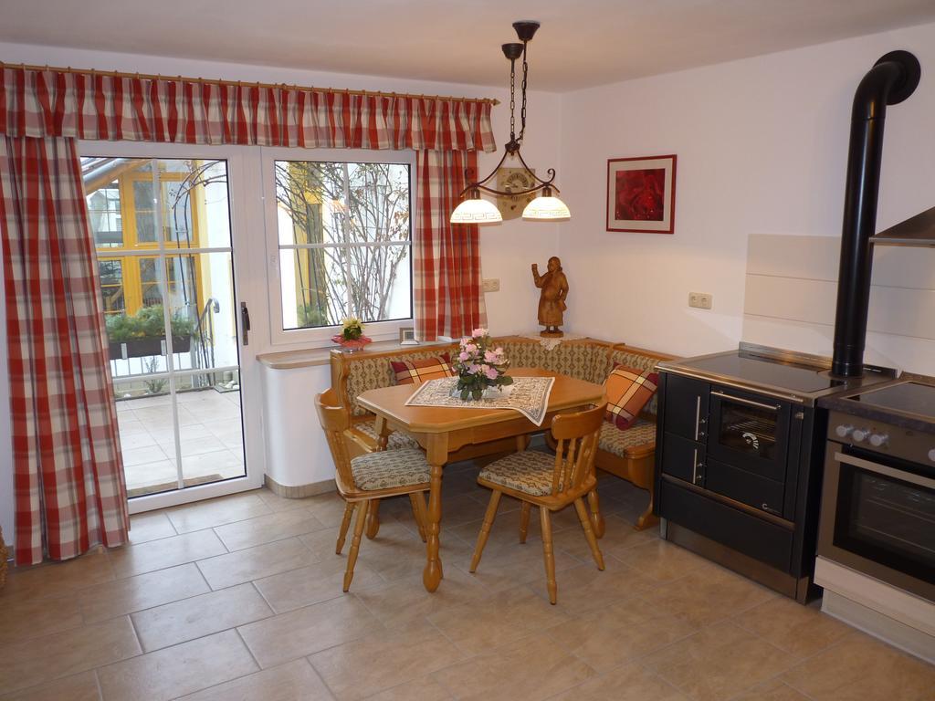 באד גריסבאך Ferienwohnung Hutterer מראה חיצוני תמונה